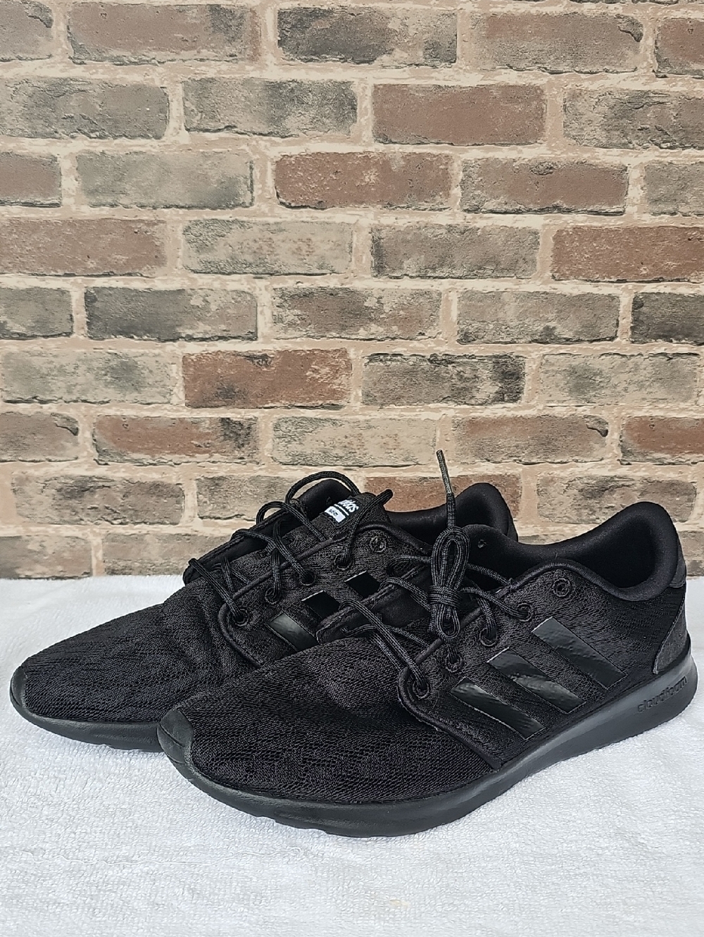adidas Men's Black Cloudfoam Knit Sneakers